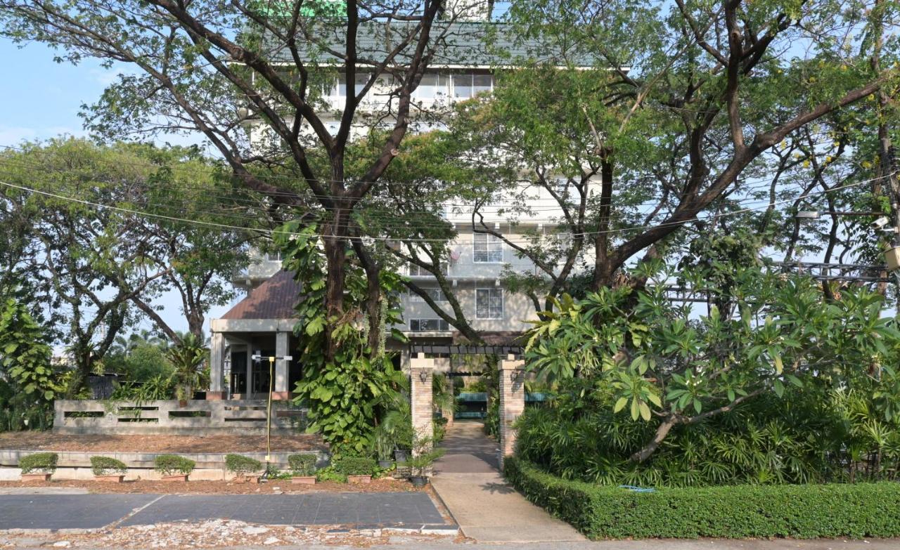 Rattana Park Hotel Phitsanulok Luaran gambar