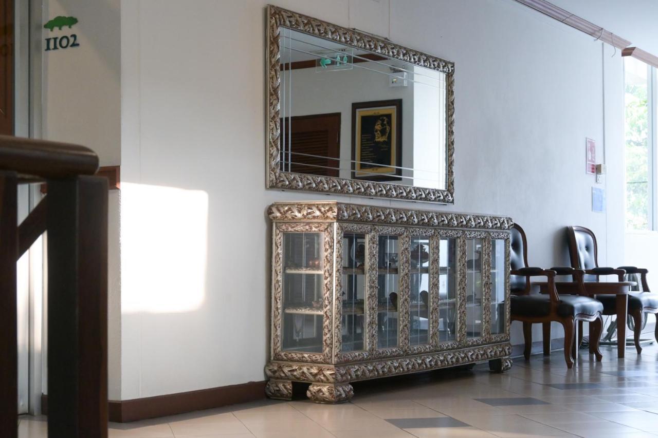Rattana Park Hotel Phitsanulok Luaran gambar