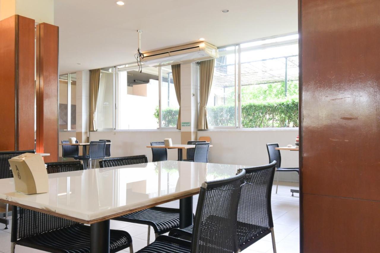 Rattana Park Hotel Phitsanulok Luaran gambar