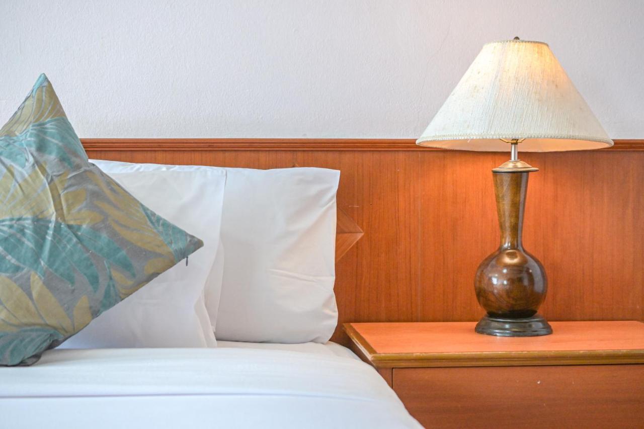 Rattana Park Hotel Phitsanulok Luaran gambar